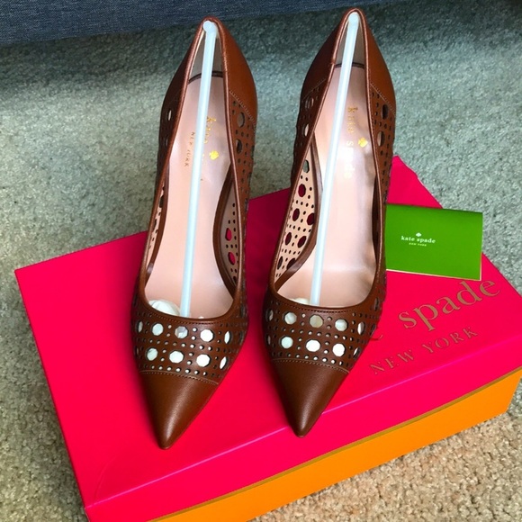 Kate Spade Pump - Picture 4 of 11